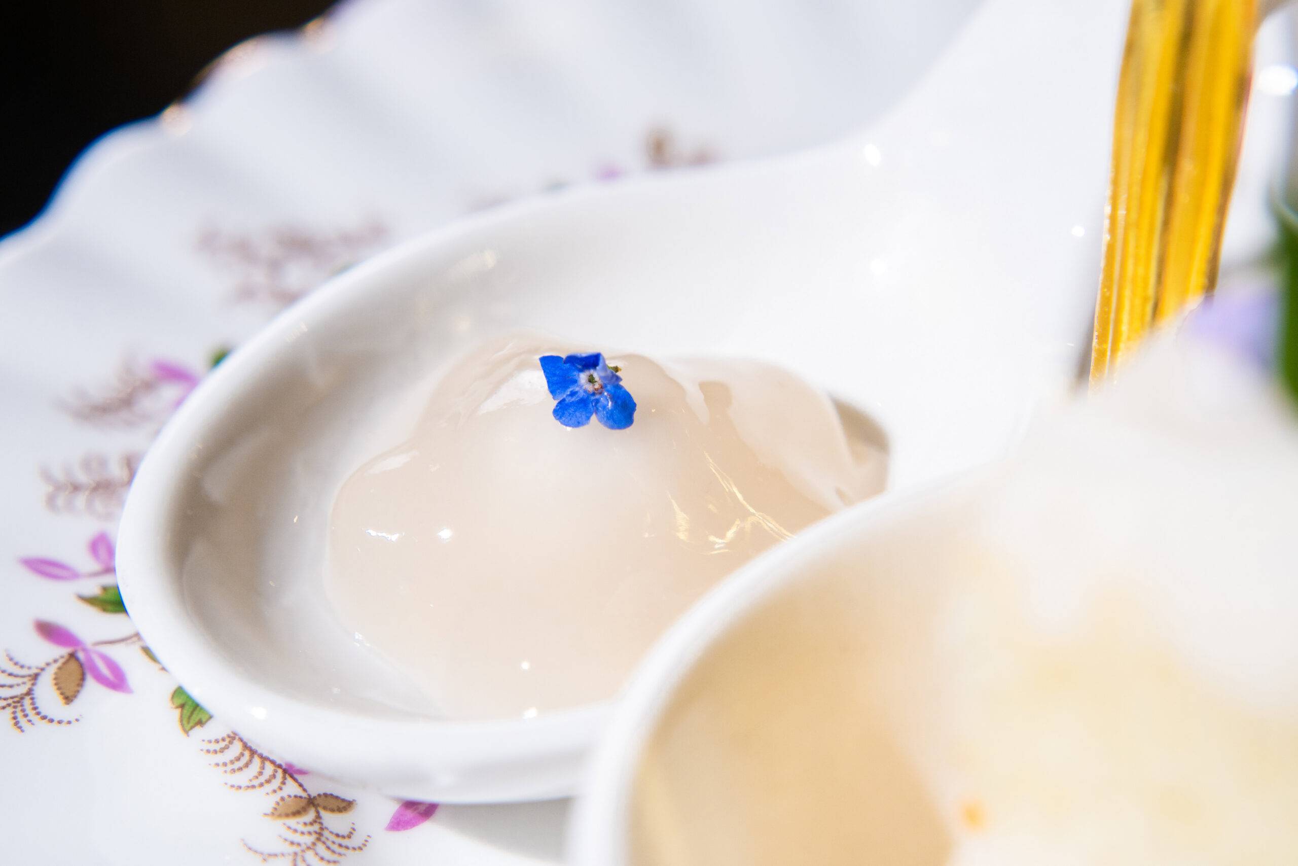 KHANOM LUEM KLUEN